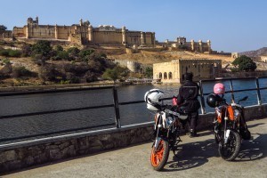 India motorcycle tours with Motoasia. Ride amongst the palaces of the Indian region of Rajasthan with our adventure tour in the land of the Maharajas.